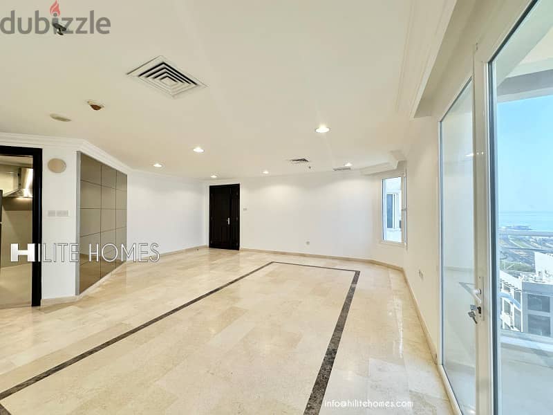 Three bedroom Seaview apartment with balcony for rent in Shaab 9