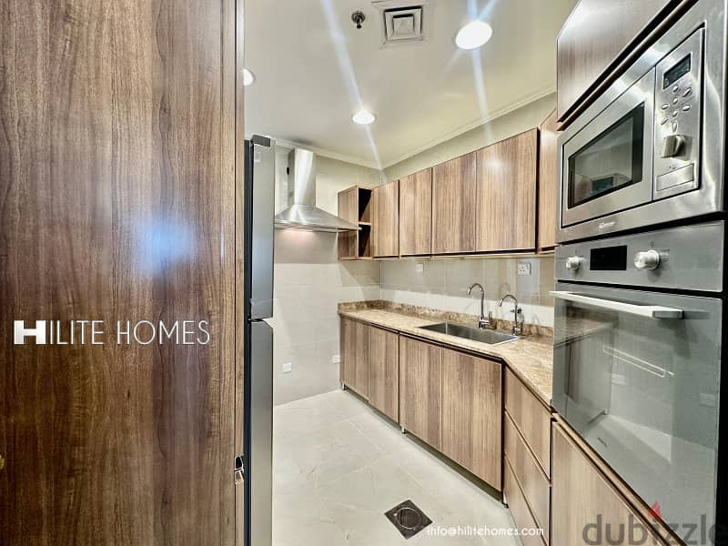Three bedroom Seaview apartment with balcony for rent in Shaab 11