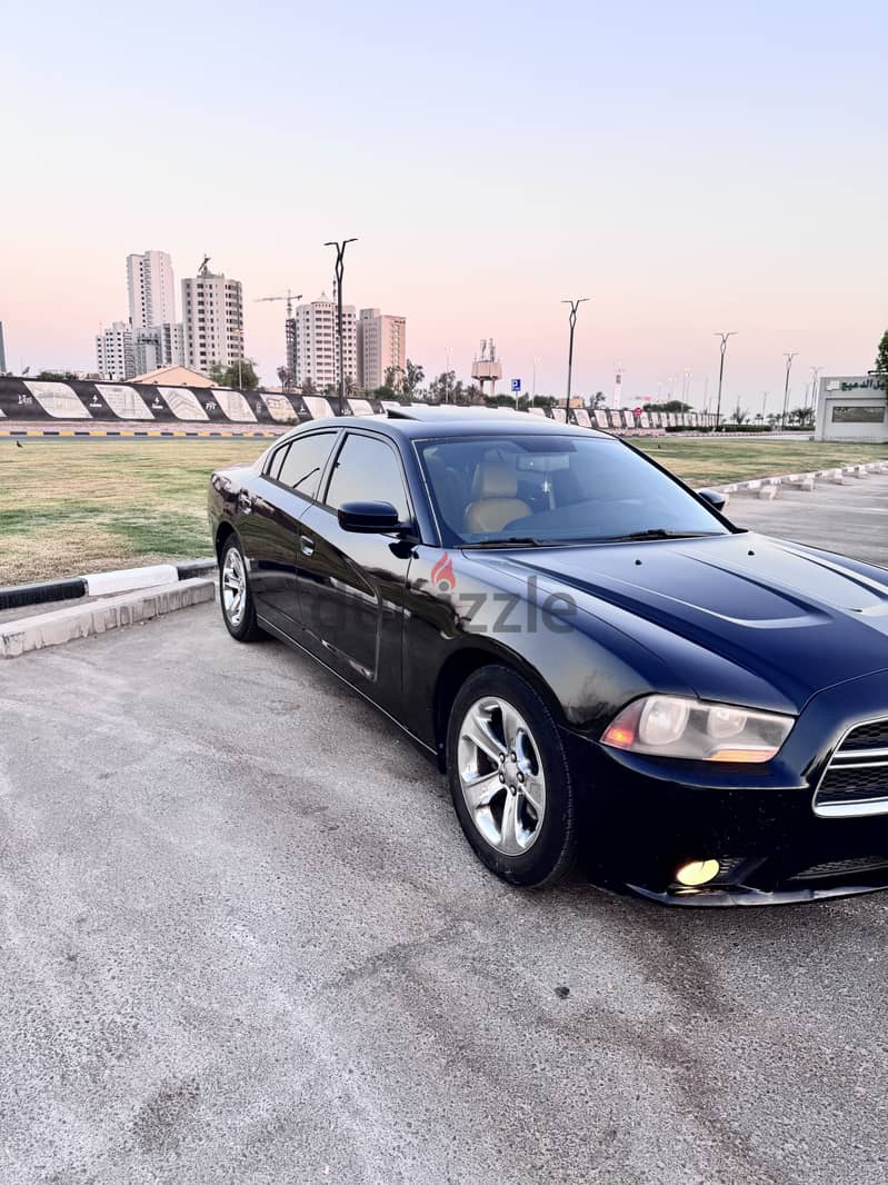 Dodge Charger 2013 1