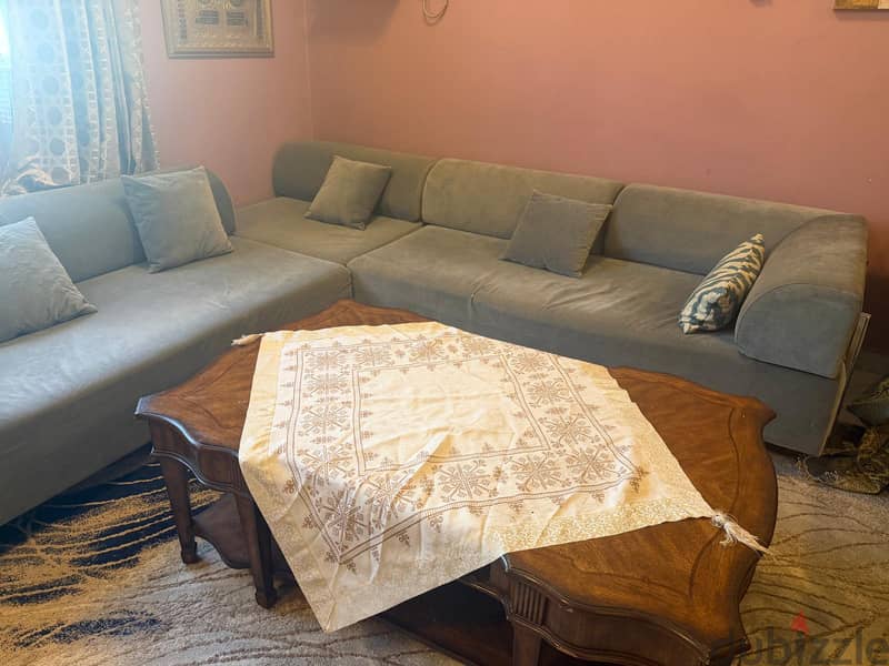 bedroom set with dining table and Center Table for sale 1
