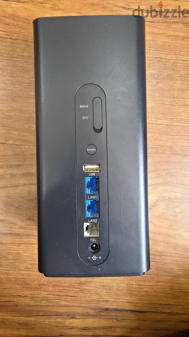 Huawei B618s-22d wireless router 1