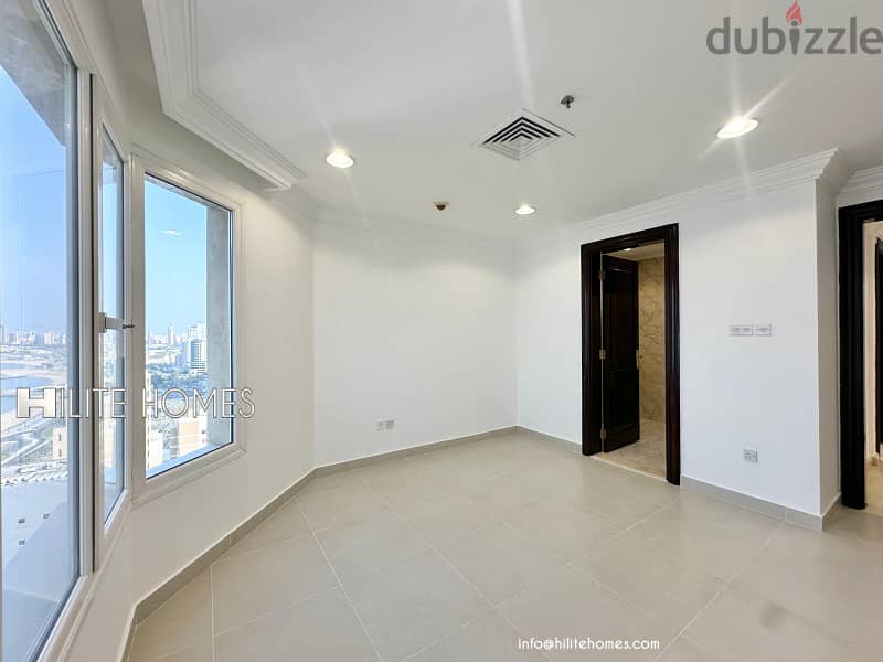 Three bedroom Seaview apartment with balcony for rent in Shaab Al baha 5