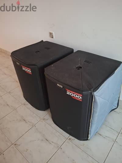 Alto 18 inch pawerd subwoofer . 2000 watts new condition
