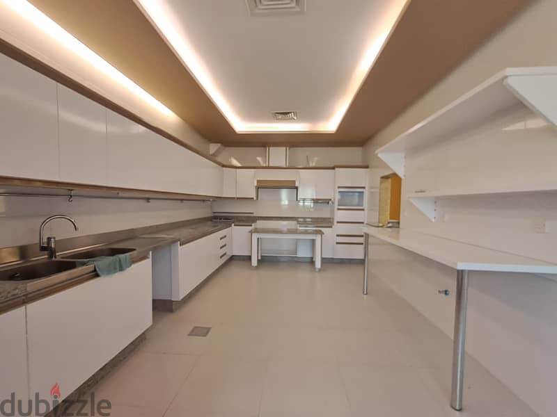 Spacious 3 Bedroom Floor in Bayan 2