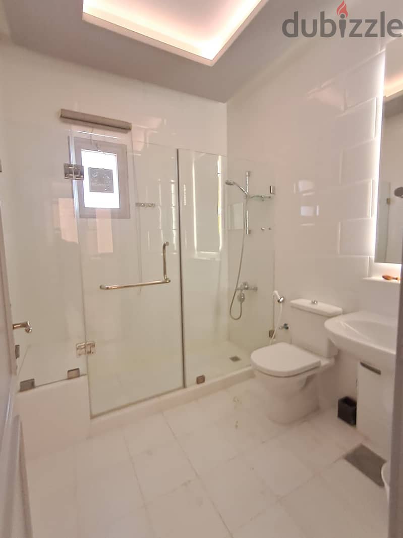 Spacious 3 Bedroom Floor in Bayan 6