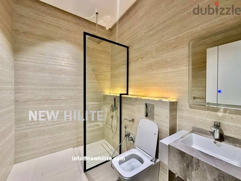 Brand-New 4 Bedroom Seaview Floor for Rent in Daiya 15