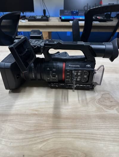 Panasonic AG-CX10 - Professional