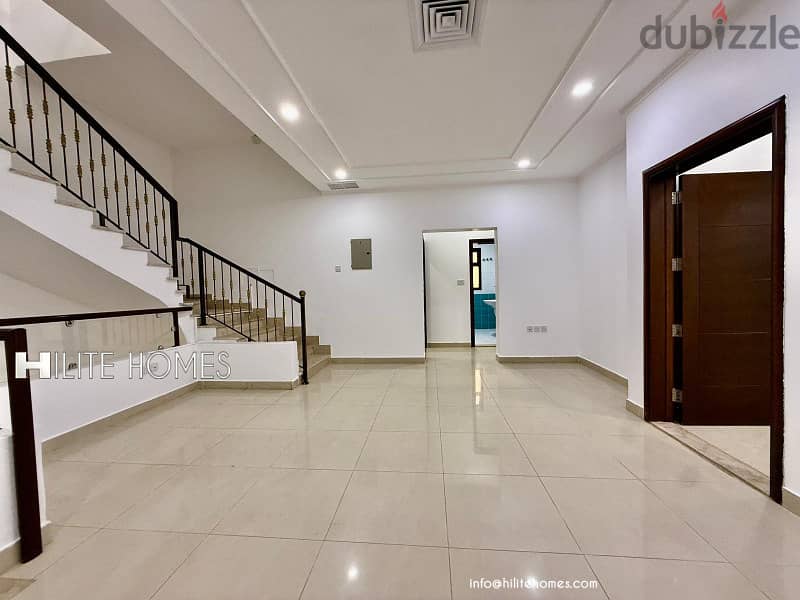 Triplex Villa for rent in Rumaithya 13