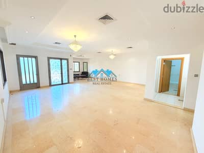 Grand 4 Bedroom Triplex Mini Villa with Common Garden in Mesilla