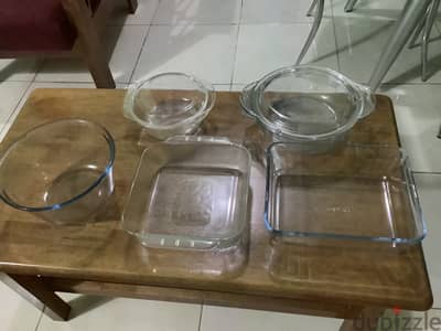 Glass microwave ovenware.