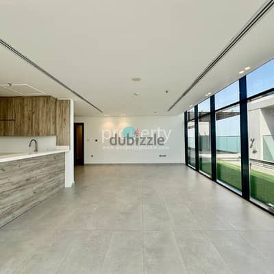 Luxury Sea View Penthouse with Private Terrace for Rent in Sabah Al Sa