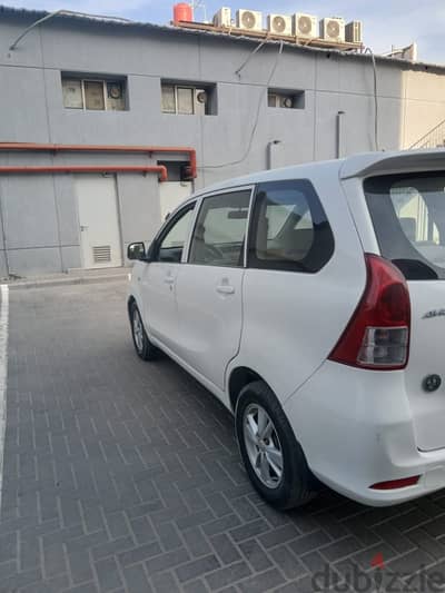 Toyota avanza 2015