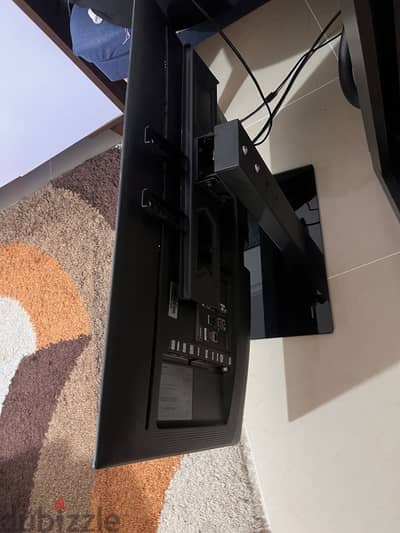 Samsung led 32 inch with original remote and stand perfectly condition