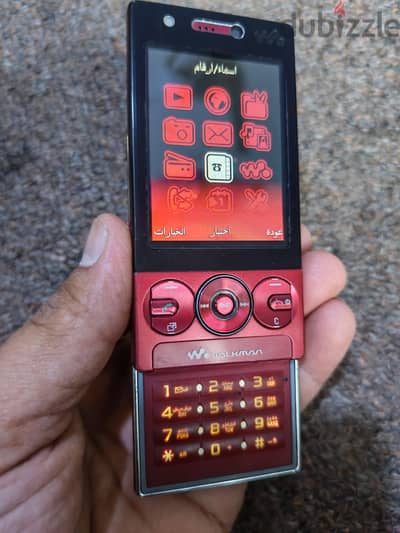 sony ericsson model w705 original battery original charger looks like