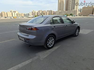 ميتسوبيشي لانسر 2016