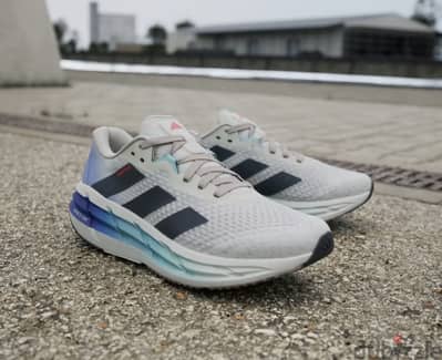 Adidas Adistar 3 M New york  45 size new with box