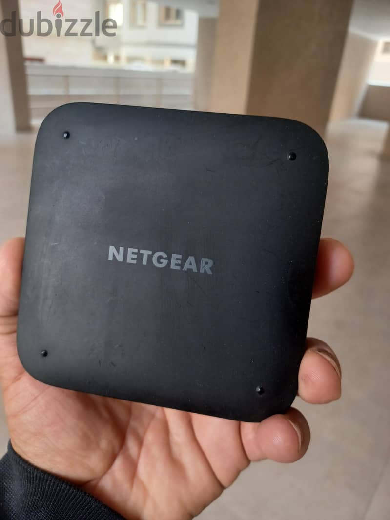 راوتر Netgear Nighthawk M5 5G (مفتوح رسمي - بحالة الوكالة) 5