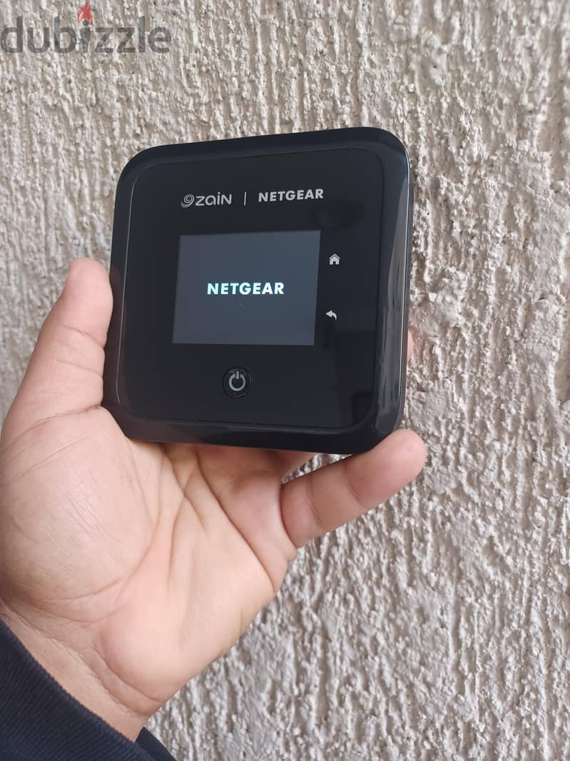 راوتر Netgear Nighthawk M5 5G (مفتوح رسمي - بحالة الوكالة) 8
