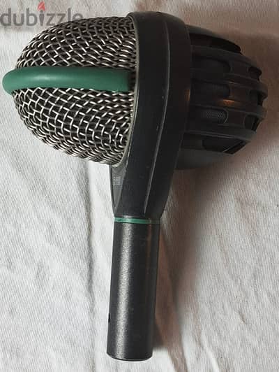 AKG D112 MKII Professional Dynamic Bass Drum Microphone