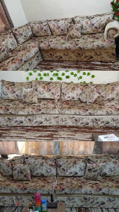 flower disinged sofa