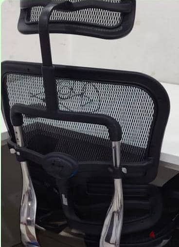 Brand new ErgoHuman head and Armrest office chair 1