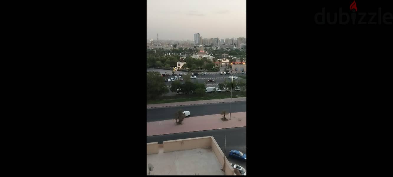 للإيجار المؤقت غرفة كبيرة  بالسالمية 1