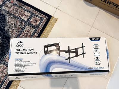 Orca Full-Motion TV Wall Mount – 43”–80”