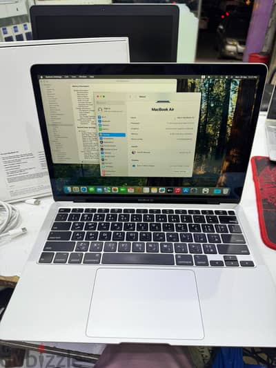 Ram 8GB storage 256GB 13.3inch with box charger bil