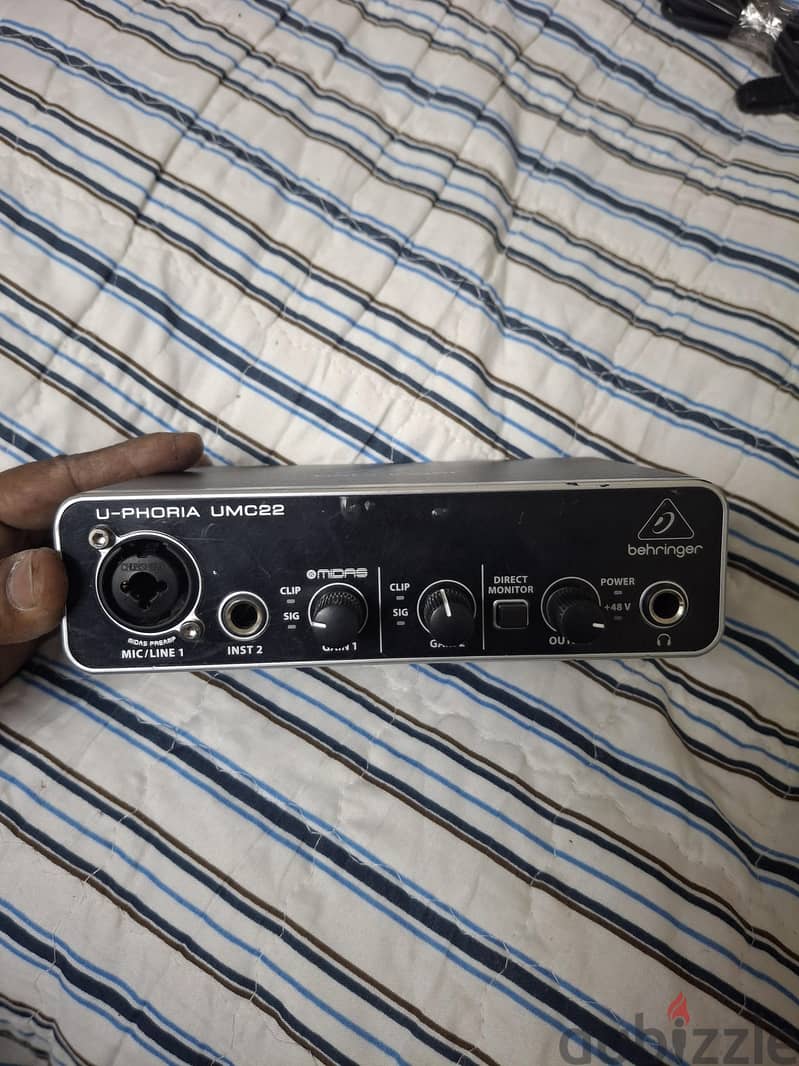bheringer sounds card. 3