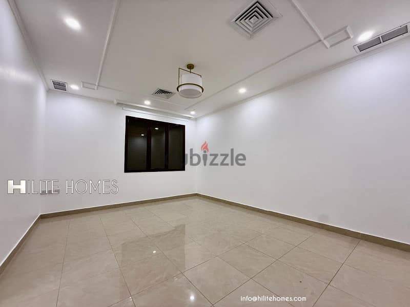 Triplex Villa for rent in Rumaithya 7