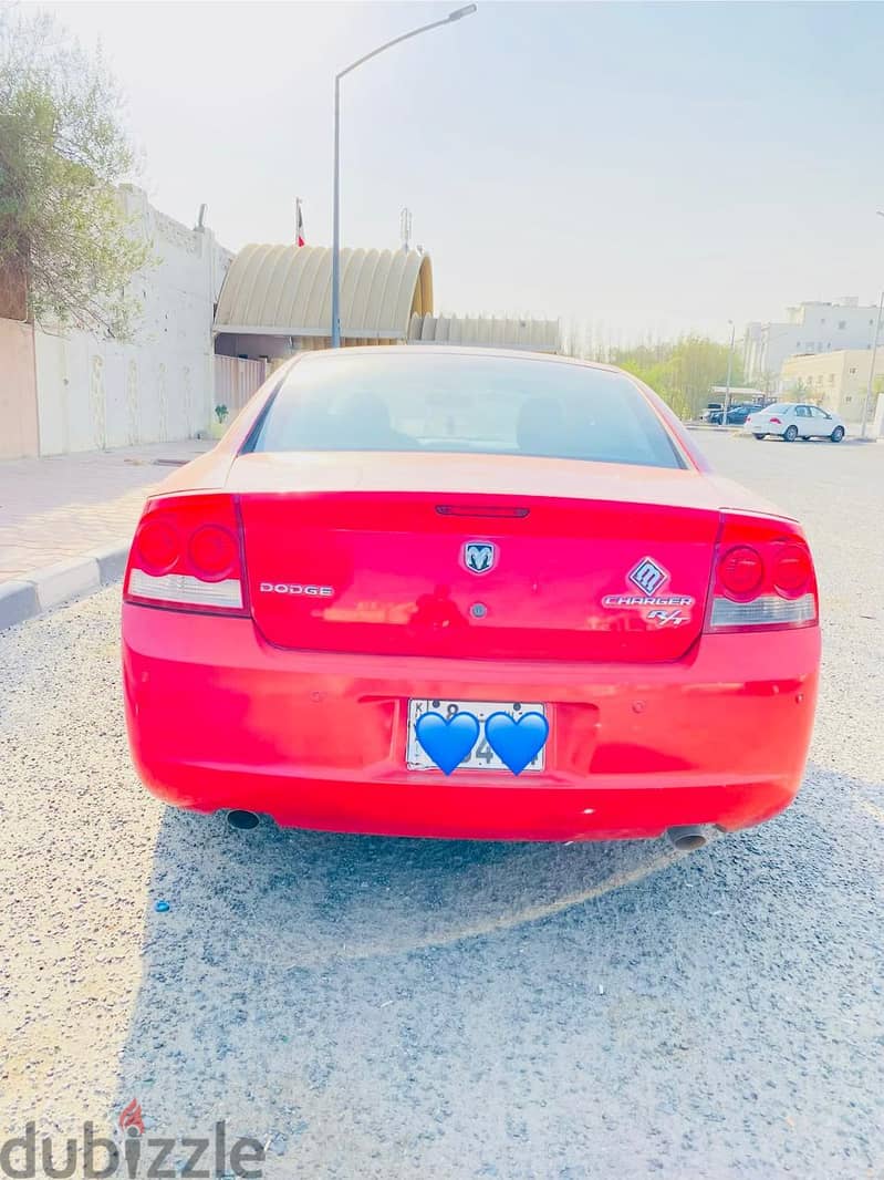 urgent sale dodge charger 2010 good condition 1