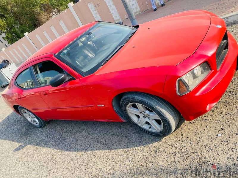 urgent sale dodge charger 2010 good condition 4