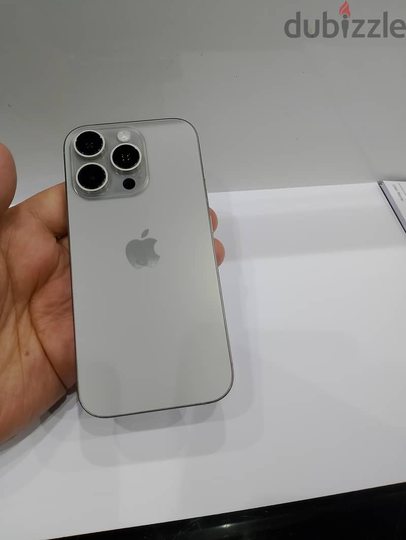 iPhone 16pro GB 256 3