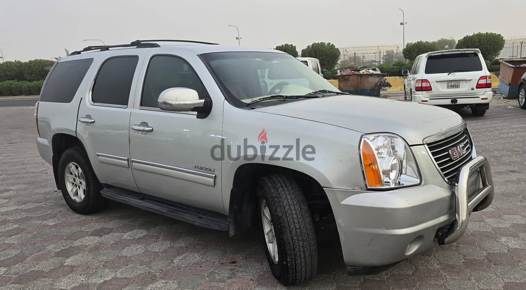 GMC Yukon 2010 3