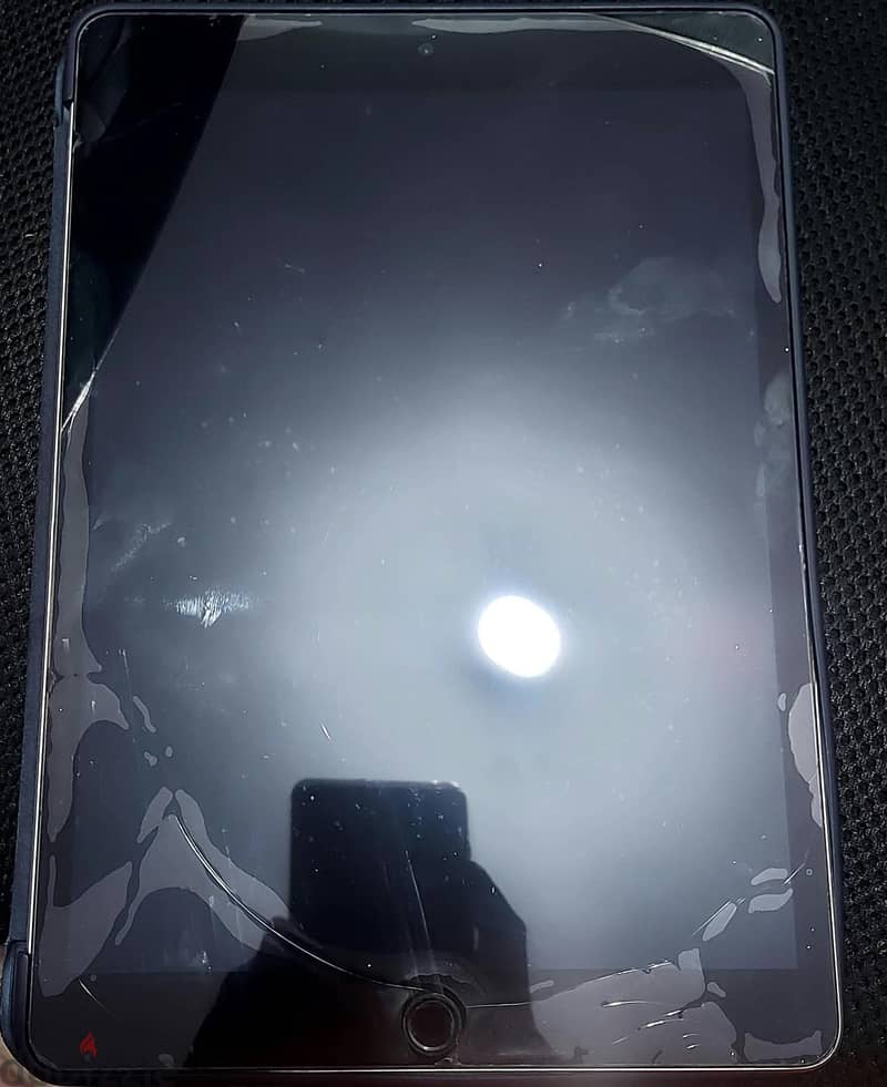 Apple Ipad (9th Generation 64gb) 2021 model 1