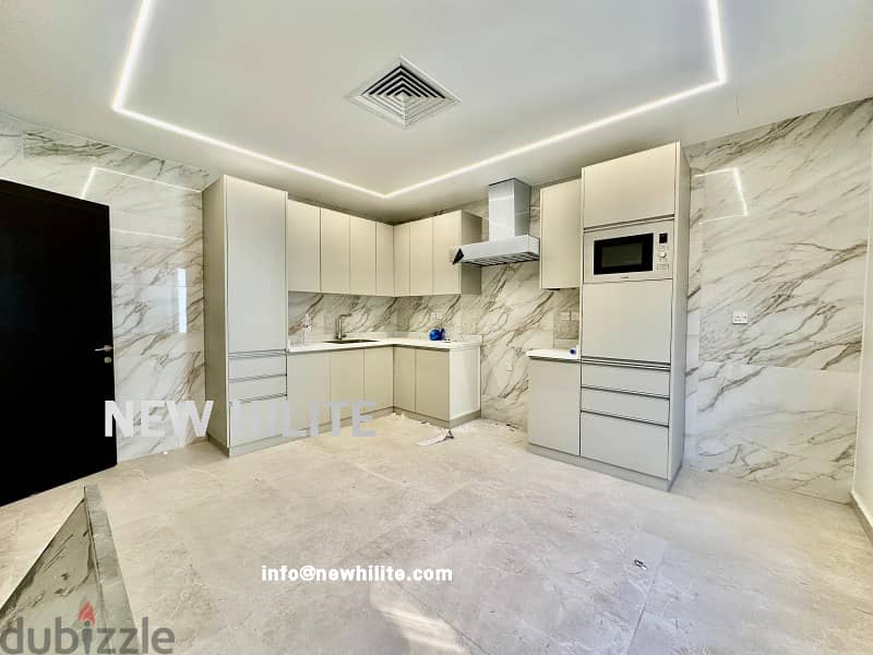 Four Bedroom floor for rent in Hateen 6