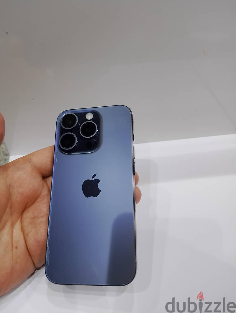 iPhone 15pro 256GB 1