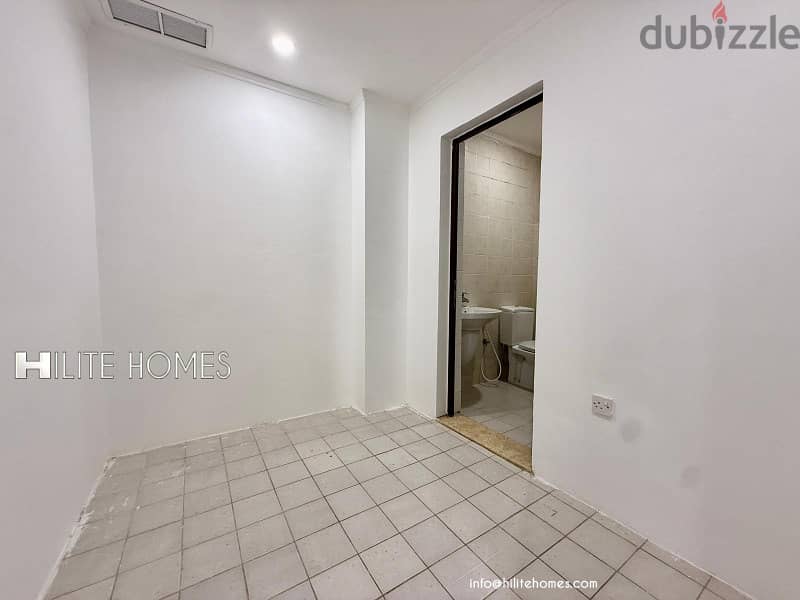 Triplex Villa for rent in Rumaithya 3