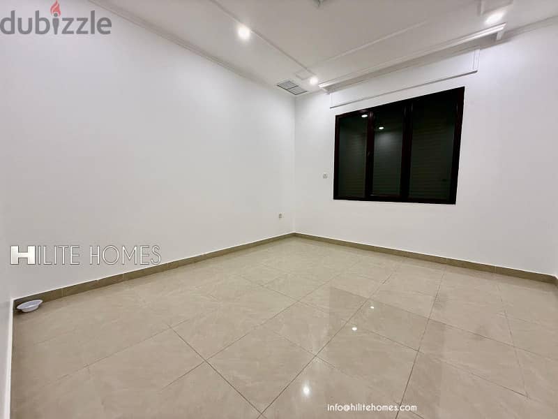 Triplex Villa for rent in Rumaithya 9