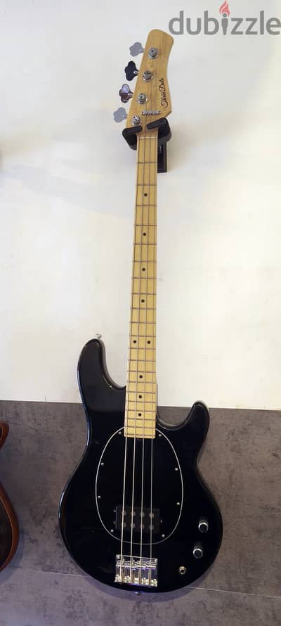 Three Dots FB Ash Bass Guitar - Made in Japan
