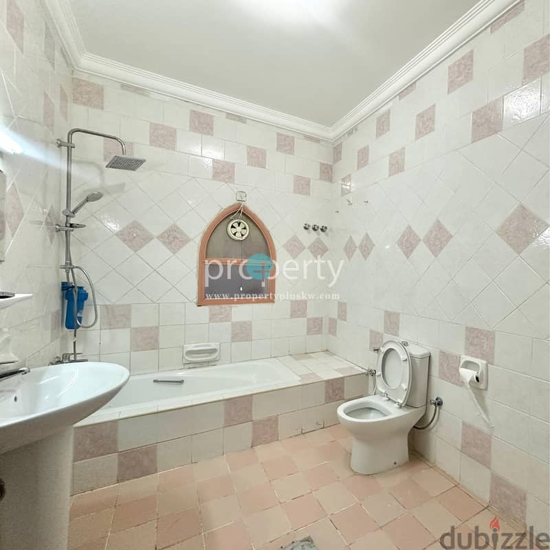 3 bedroom apartment with balcony for rent in salwa ,next to BSK 5