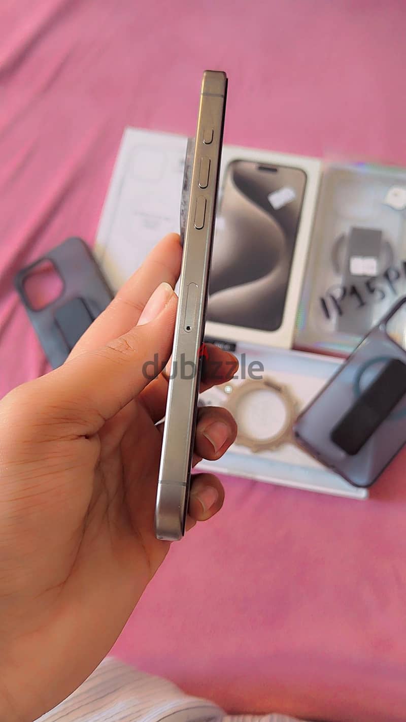Apple - iPhone 15 Pro Max 5
