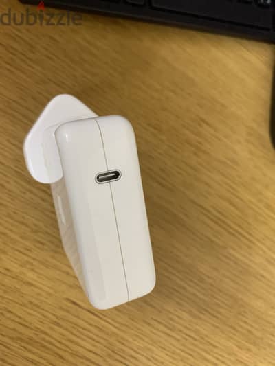61W USB-C Power Adapter
