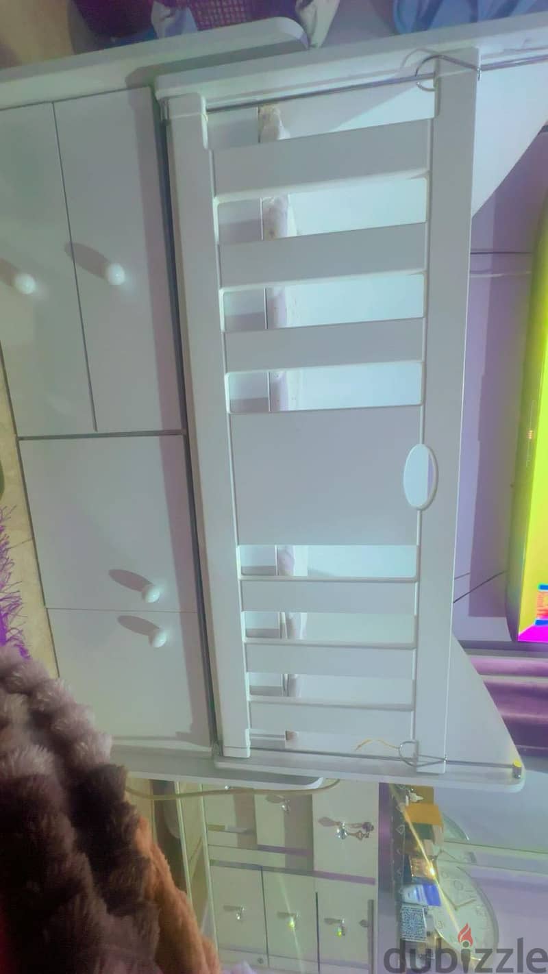 Baby cot/crib 2