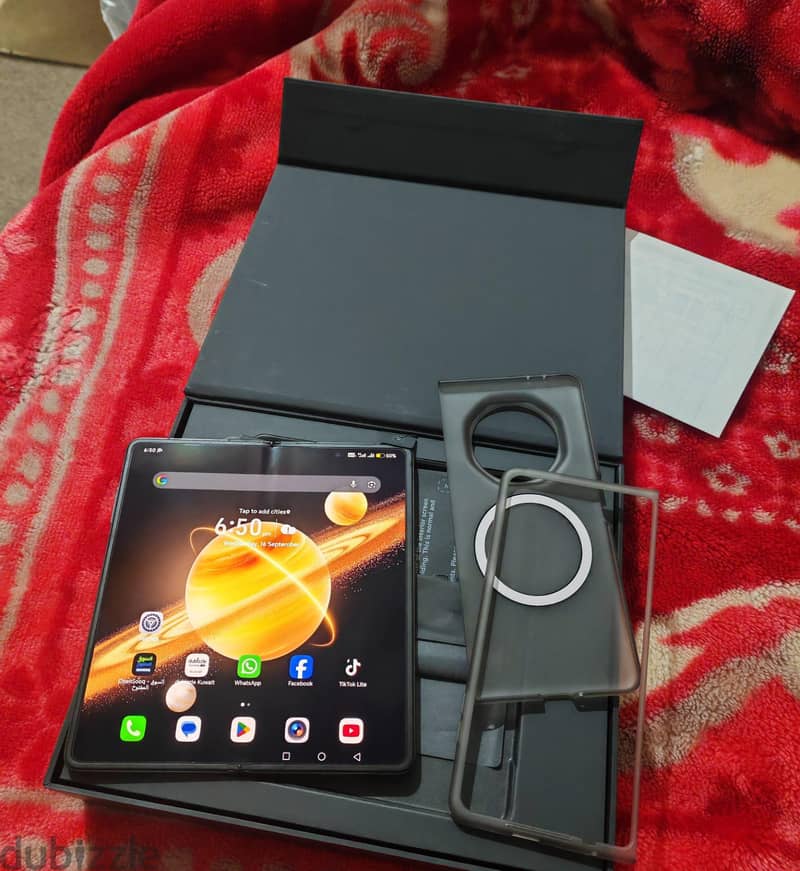 Honor Magic V3 4