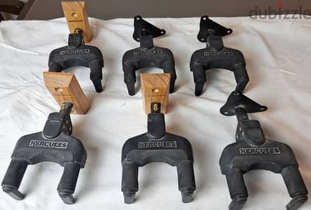 Hercules Stands Wall Mount Guitar Hanger
