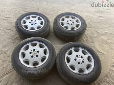 Mercedes-Benz W124 200E E240 E320 E200 E55 E420 230E