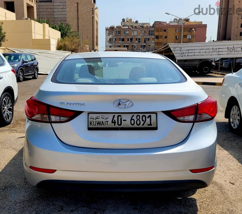 Hyundai Elantra 2016 3