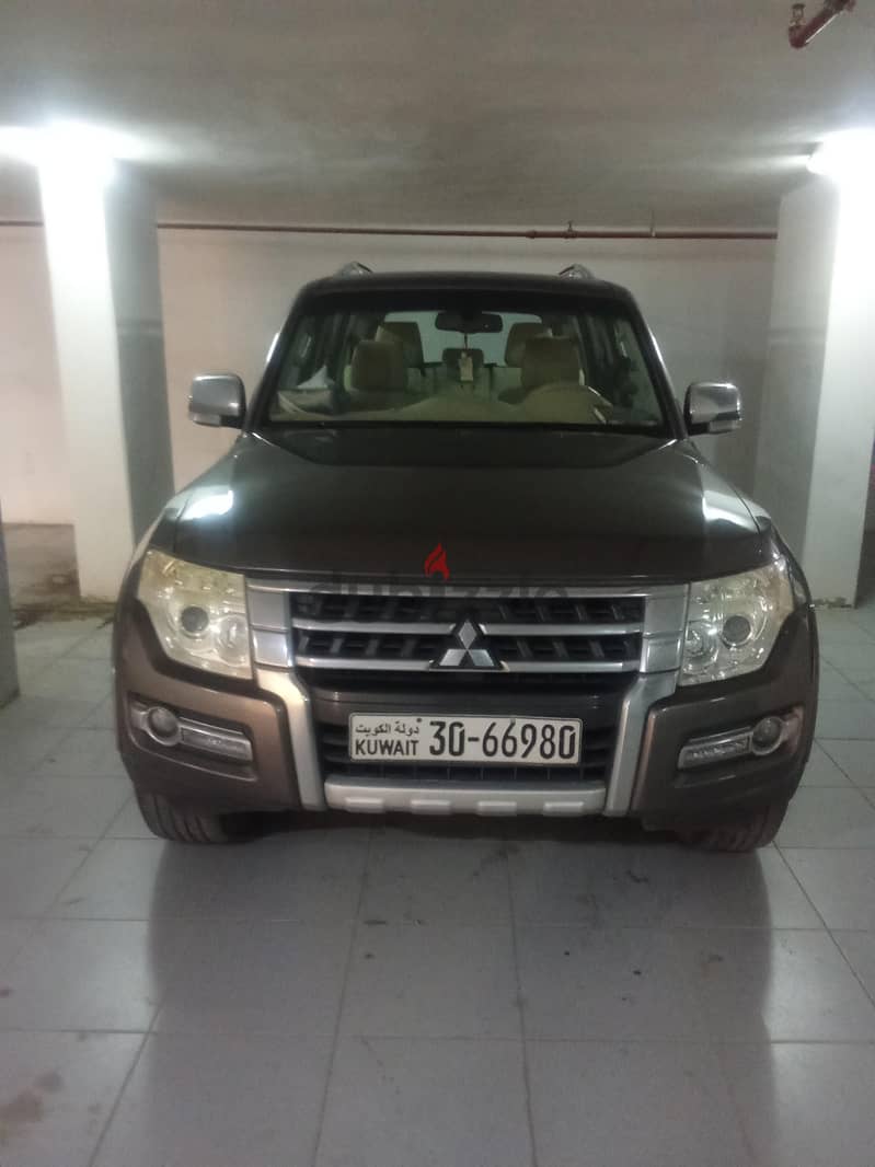 Mitsubishi Pajero 2015 3