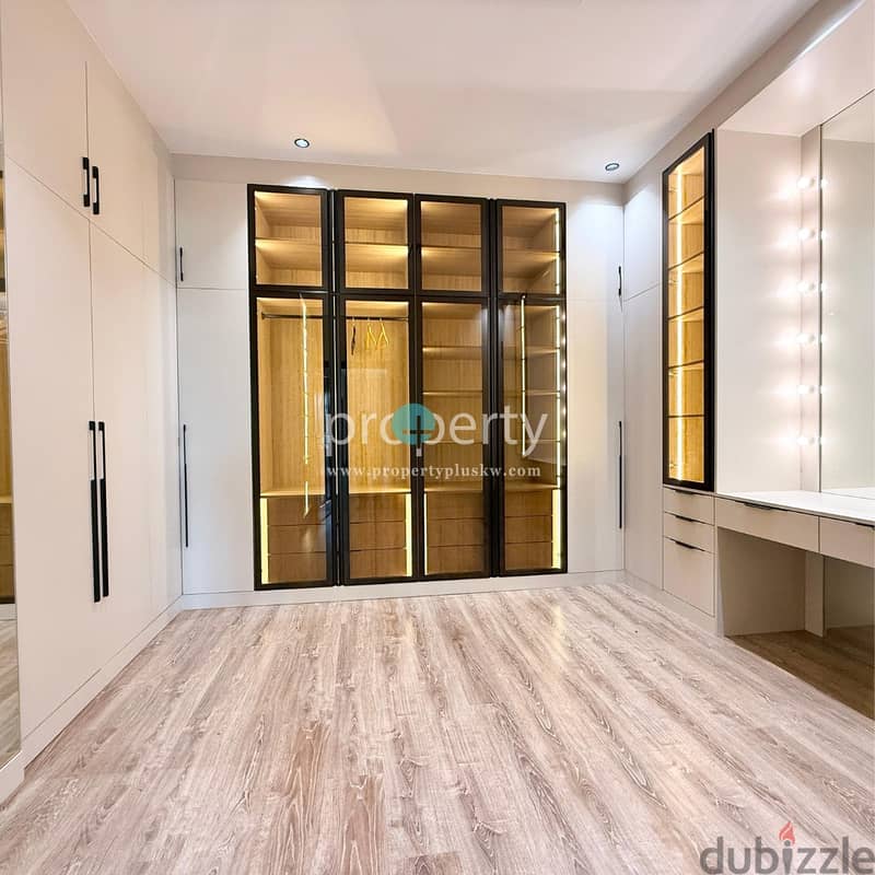 SPACIOUS SEVEN BEDROOM VILLA AVAILABLE IN ADAN 3